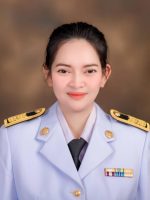 1 หัวหน้าสาขา พนิดา