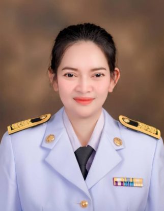 1 หัวหน้าสาขา พนิดา